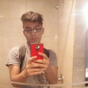 Meet your Posher, Efren